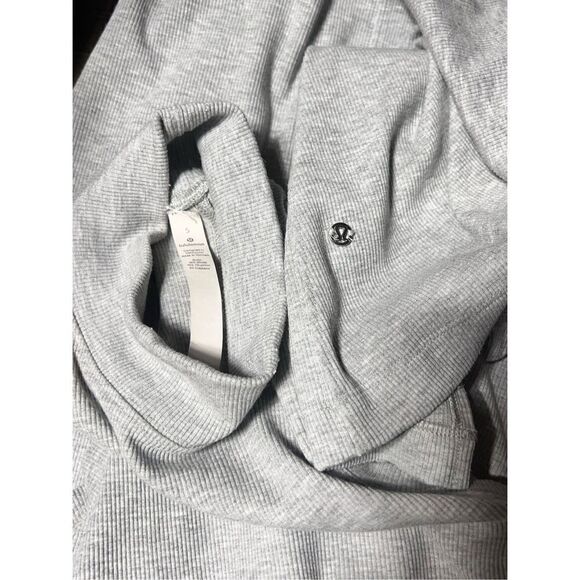 Lululemon Sleeveless Grey Gone For the Week Swing Dress Size Small - Picture 4 of 4